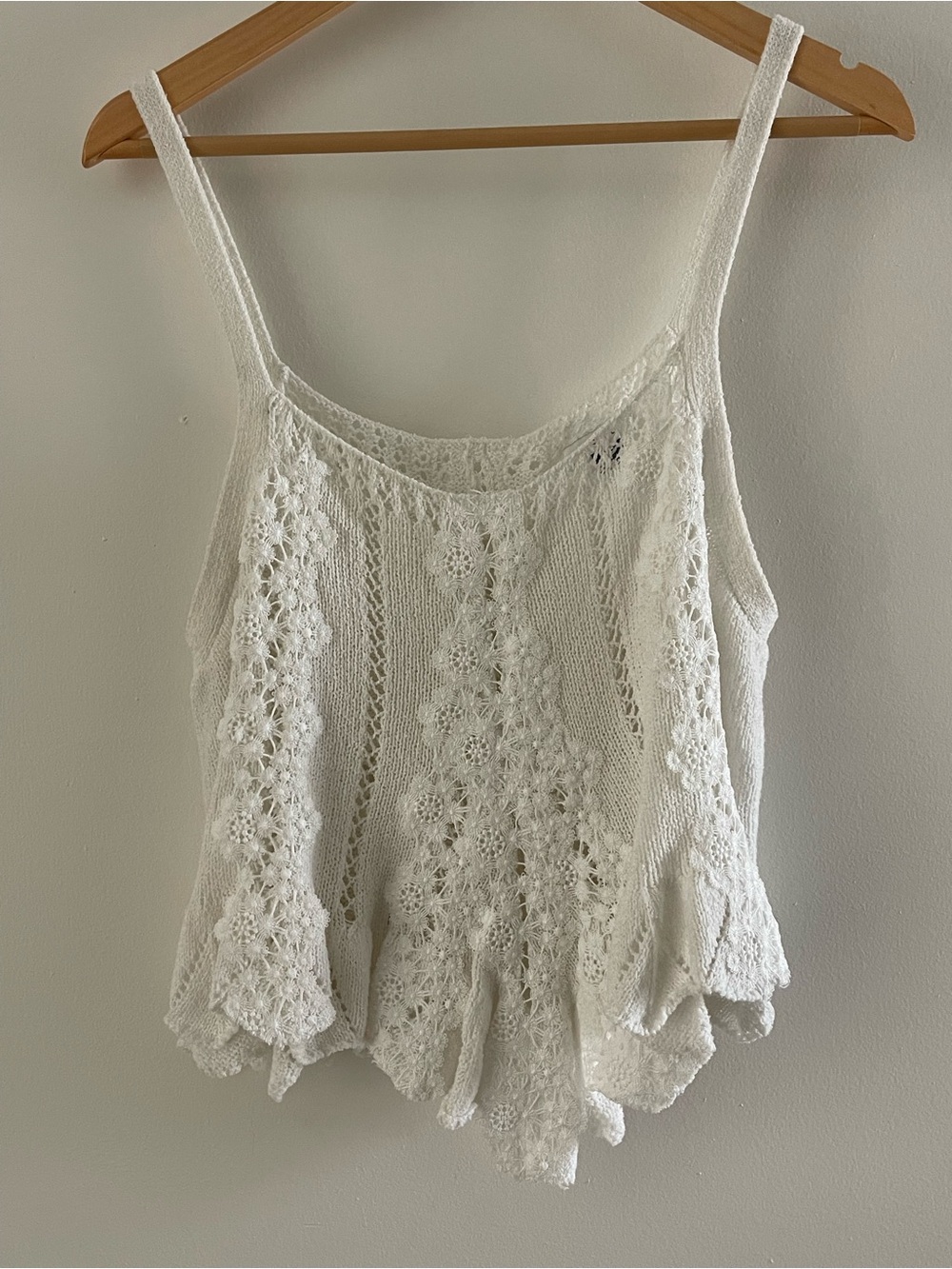 American Eagle Crochet Lace Cami Tank Cream L